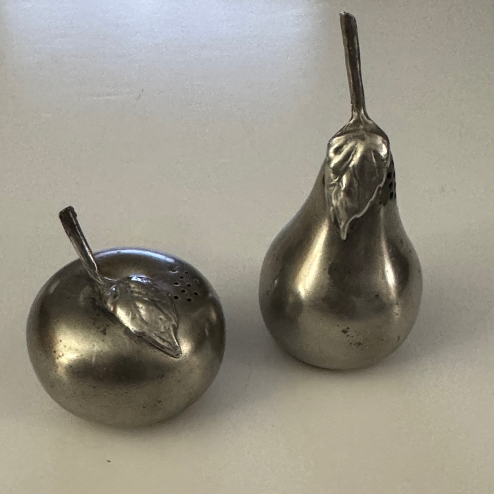 VINTAGE KIRK PEWTER BY HANLE SALT AND PEPPER SHAKERS